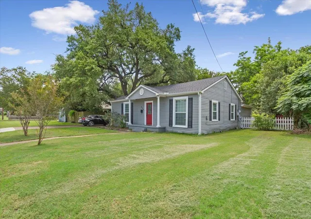 Homes for sale in Belton, TX | 425 E 13Th Ave, Belton, TX 76513 | MLS# 8902703