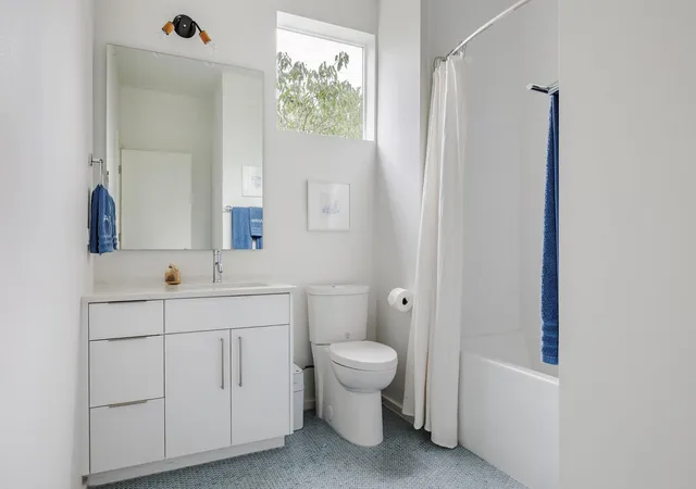 2nd image of 3100 Menchaca Rd, Austin, TX 78704