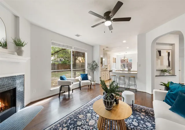 Photo 3 of Single family home for sale at 12536 Cyn Glen Dr, Austin, TX 78732 | MLS# 5143776 | Listing updated on 2026-09-11