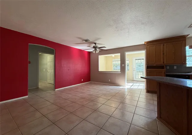 Photo 3 of Single family home for sale at 1836 Ridgeview Dr, Kingsland, TX 78639 | MLS# 8501979 | Listing updated on 2026-10-04