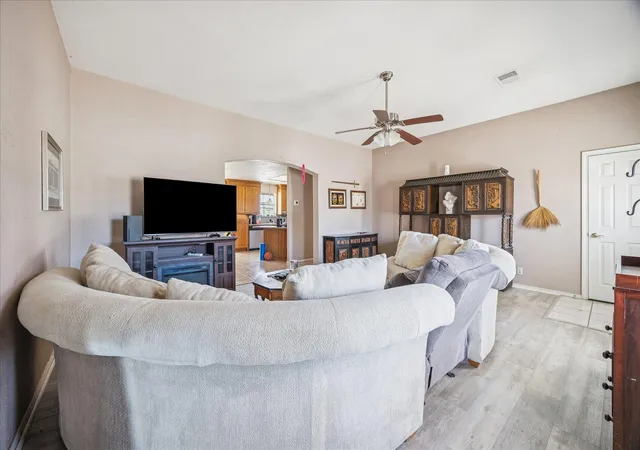 5th image of 1836 Ridgeview Dr, Kingsland, TX 78639 | MLS# 8501979
