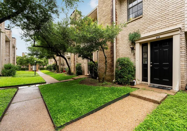 3rd image of 8400 Jamestown Dr #310, Austin, TX 78758 | MLS# 1687622