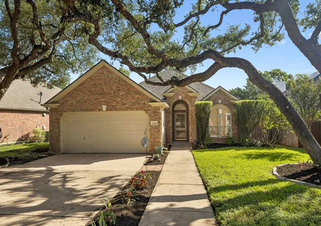 Photo 1 of Sale Pending at 8414 Ironweed Run, Round Rock, TX 78681 | MLS# 7440483 | Listing updated on 2026-08-30
