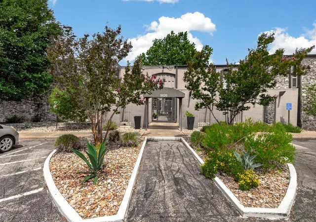 1st image of 5820 Berkman Dr #120, Austin, TX 78723 | MLS# 7029254