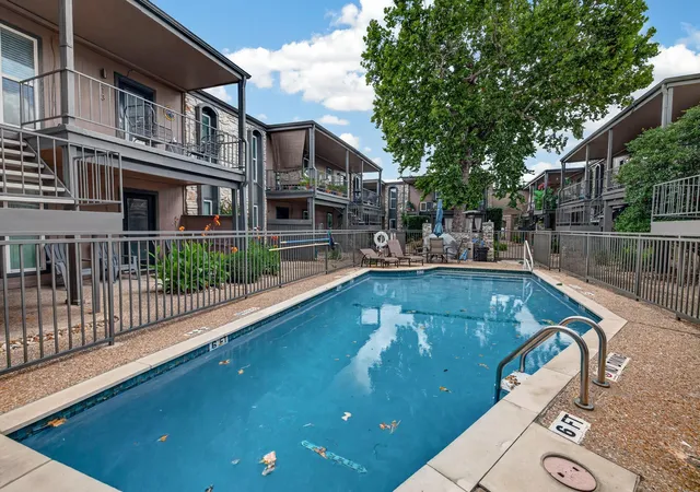 3rd image of 5820 Berkman Dr #120, Austin, TX 78723 | MLS# 7029254