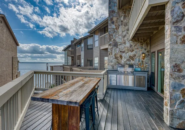 5th image of 1101 The Cape Rd, Horseshoe Bay, TX 78657