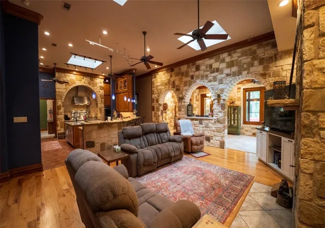 2nd image of 1908 County Road 305, Rockdale, TX 76567 | MLS# 1703547