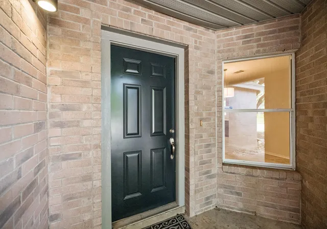 Photo 3 of Single family home for sale at 708 Justeford Dr, Pflugerville, TX 78660 | MLS# 1584411 | Listing updated on 2026-09-29