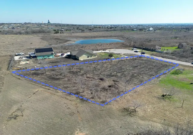Homes for sale in Kyle, TX | 433 E Ridge Ln, Kyle, TX 78640 | MLS# 8028678
