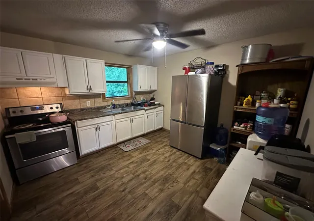 5th image of 1205 W 10Th St, Cameron, TX 76520 | MLS# 3520669
