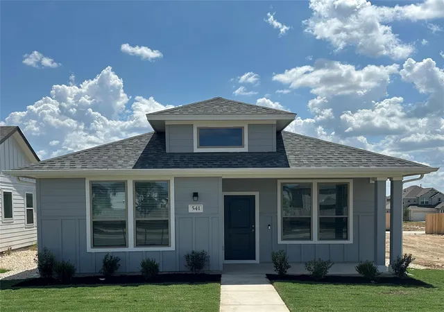Photo 1 of Single family home for sale at 541 Porter Country Pkwy, Buda, TX 78610 | MLS# 7271918 | Listing updated on 2026-10-06