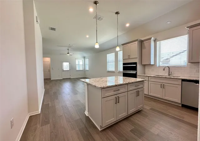 Photo 3 of Single family home for sale at 541 Porter Country Pkwy, Buda, TX 78610 | MLS# 7271918 | Listing updated on 2026-10-06
