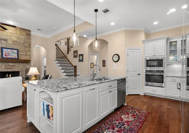 Photo 4 of Single family home for sale at 18605 Amberg Pl, Austin, TX 78738 | MLS# 9759713 | Listing updated on 2026-08-18
