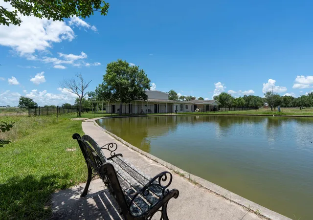 Homes for sale in Giddings, TX | 3345 E Austin St, Giddings, TX 78942 | MLS# 5657010