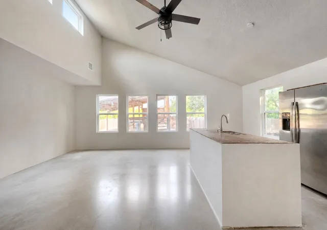 Homes for sale in Spicewood, TX | 2705 Cory Ln, Spicewood, TX 78669 | MLS# 8592927