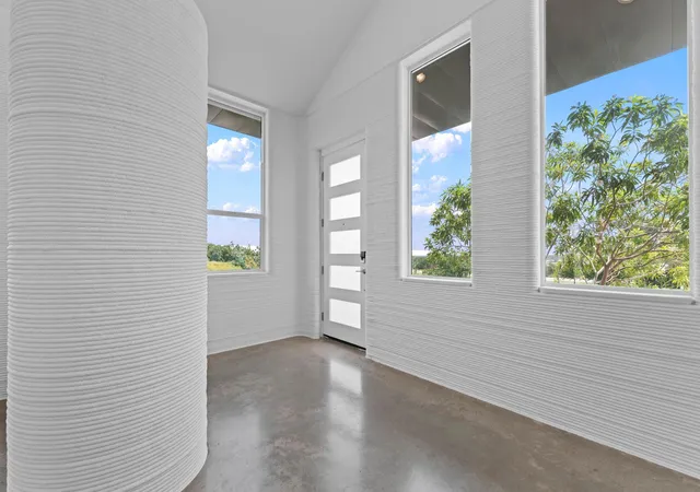 Photo 3 of Single family home for sale at 121 Rough Crk Rd, Georgetown, TX 78628 | MLS# 7840060 | Listing updated on 2026-07-27