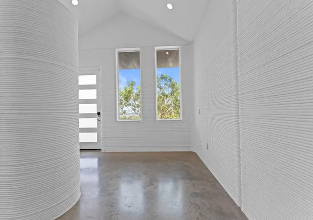 Photo 3 of Single family home for sale at 121 Rough Crk Rd, Georgetown, TX 78628 | MLS# 7840060 | Listing updated on 2026-07-27