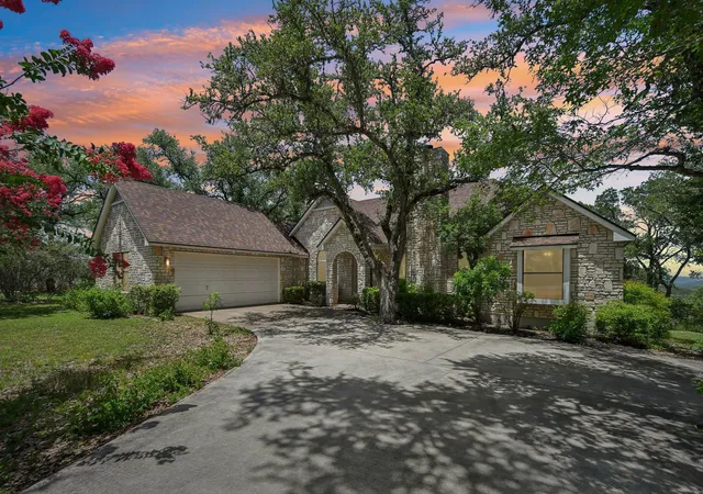 Homes for sale in Wimberley, TX | 302 Mesa Dr, Wimberley, TX 78676 | MLS# 9986346