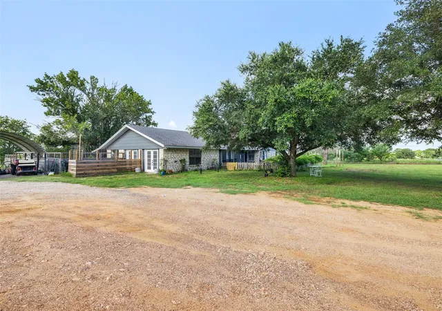 Homes for sale in Lexington, TX | 1015 Fm 112 Rd, Lexington, TX 78947 | MLS# 3402912