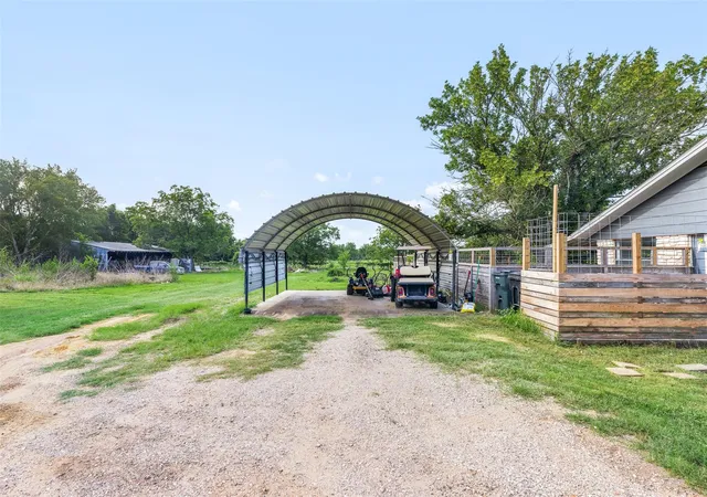 Homes for sale in Lexington, TX | 1015 Fm 112 Rd, Lexington, TX 78947 | MLS# 3402912