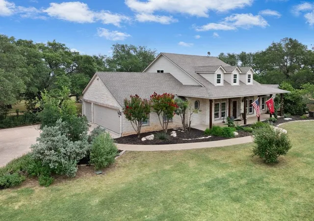2nd image of 106 Double Horn Trl, Spicewood, TX 78669 | MLS# 3316048