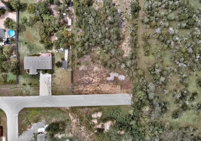3rd image of 693 Santa Teresa Rd, Kyle, TX 78640 | MLS# 8004184