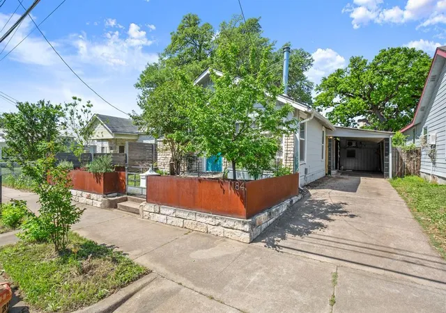Photo 2 of Single family home for sale at 1184 Navasota St, Austin, TX 78702 | MLS# 1966403 | Listing updated on 2026-08-28
