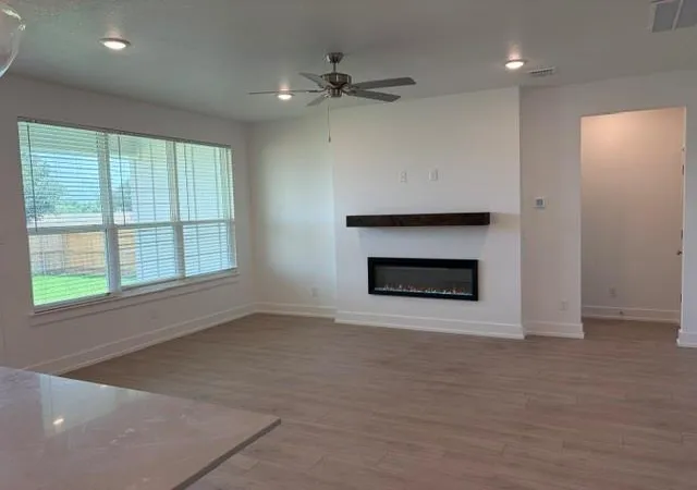 Photo 4 of Single family home for sale at 564 Gus Loop, Georgetown, TX 78626 | MLS# 5366619 | Listing updated on 2026-09-01