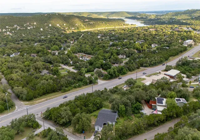 2nd image of 11216 11216 W Lake Terrace Dr, Jonestown, TX 78645 | MLS# 3055276