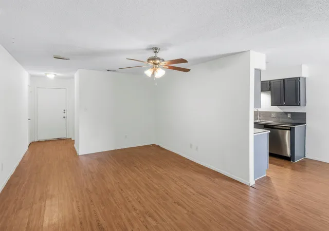 5th image of 2401 Burleson Rd, Austin, TX 78741 | MLS# 1275105