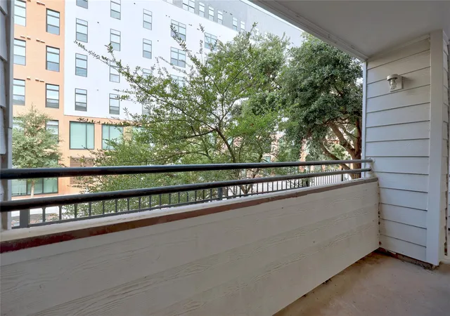 5th image of 501 W 26Th St #108, Austin, TX 78705 | MLS# 2023133