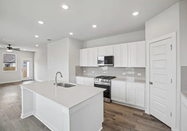Photo 3 of Single family home for sale at 103 Two Bits, Elgin, TX 78621 | MLS# 6312741 | Listing updated on 2026-10-08