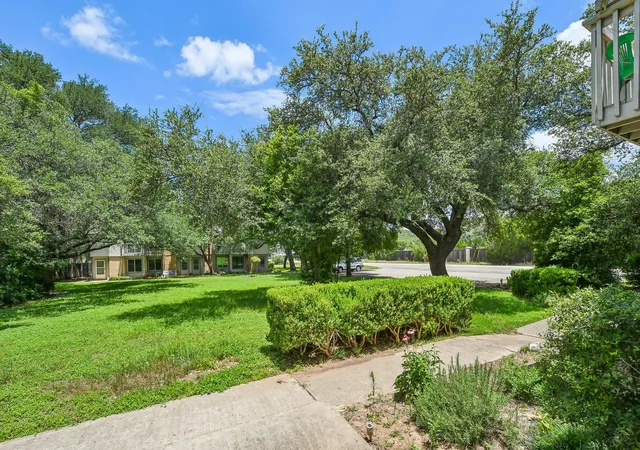 Photo 2 of Condo for sale at 4202 Hudson Bnd Rd #B, Austin, TX 78734 | MLS# 7325048 | Listing updated on 2026-08-24