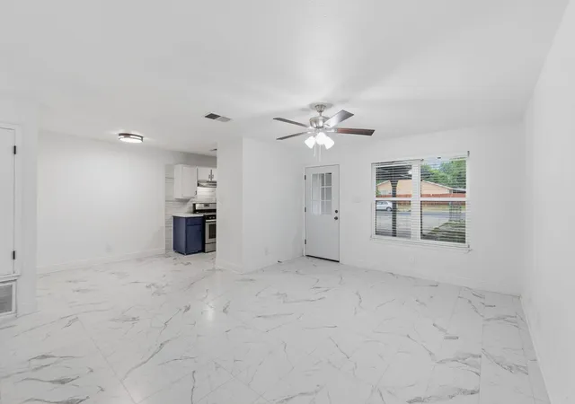 3rd image of 8203 Colony Loop Dr, Austin, TX 78724 | MLS# 6515627
