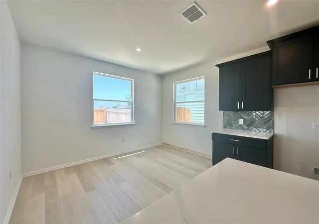 5th image of 311 Young St, Lockhart, TX 78644 | MLS# 5045452