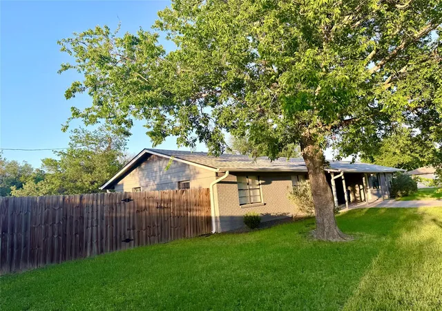 Multi family home for sale at 10700 Plains Trl, Austin, TX 78758 | MLS# 4512850