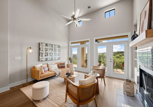 2nd image of 8200 Southwest Pkwy #403, Austin, TX 78735 | MLS# 7804062