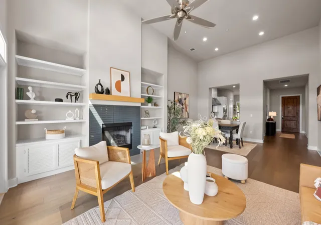 3rd image of 8200 Southwest Pkwy #403, Austin, TX 78735 | MLS# 7804062