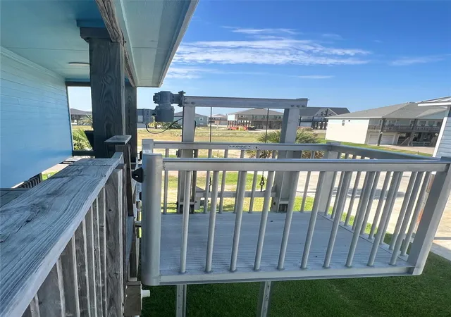 Photo 2 of Single family home for sale at 105 Pelican St, Port O'connor, TX 77982 | MLS# 6221325 | Listing updated on 2026-08-28