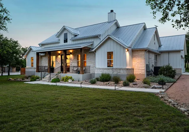 Homes for sale in Fredericksburg, TX | 2009 Axis Cir, Fredericksburg, TX 78624 | MLS# 4274831