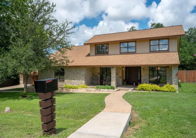 Photo 3 of Single family home for sale at 3908 Valley Vw, Round Rock, TX 78681 | MLS# 7137880 | Listing updated on 2026-10-08