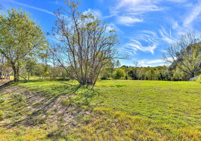 Photo 1 of Land for sale at 210 E Morrow St, Georgetown, TX 78626 | MLS# 5513358 | Listing updated on 2026-06-19