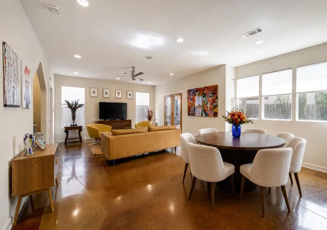 Listing Photo 5 - Condo for sale in building located at 209 Park Ln, Austin, TX 78704 - Unit #A