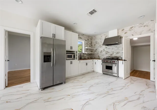 Single family home for sale at 100 W Caskey St, Florence, TX 76527 | MLS# 7729807