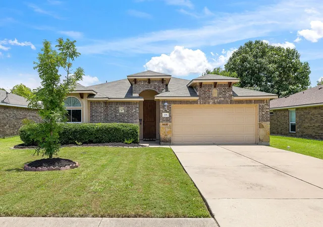 1st image of 106 Legends Of Hutto Trl, Hutto, TX 78634 | MLS# 1696535