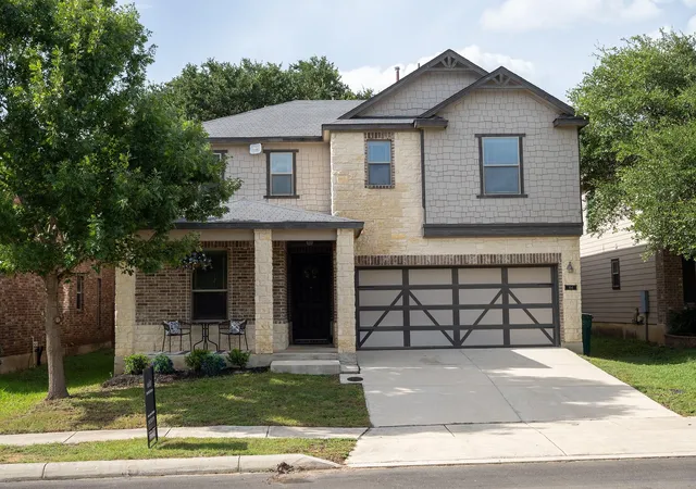 Photo 1 of Single family home for sale at 104 Rolling Crk, Boerne, TX 78006 | MLS# 3898580 | Listing updated on 2026-08-24