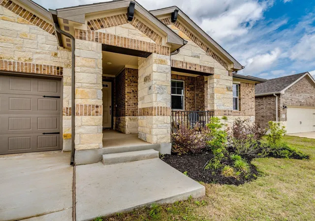 4th image of 261 Cathedral Mountain Dr, Dripping Springs, TX 78620 | MLS# 9635799