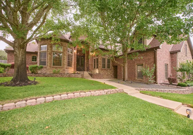 1st image of 2205 Sunrise Dr, Belton, TX 76513 | MLS# 6713381