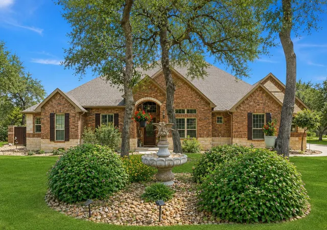 Photo 2 of Single family home for sale at 575 Solms Frst, New Braunfels, TX 78132 | MLS# 4315622 | Listing updated on 2026-07-11
