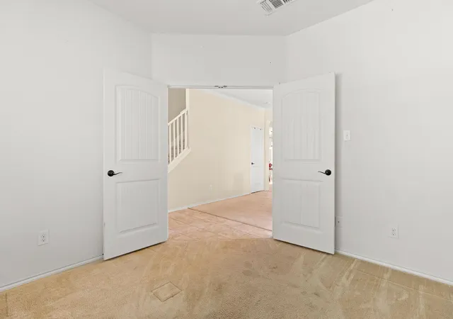 4th image of 205 Sheepshank Dr, Georgetown, TX 78633 | MLS# 7910908